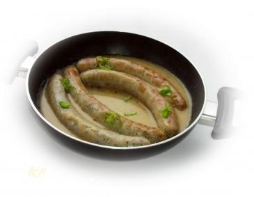 Bratwurst in Biersauce Bratwurst in Biersauce