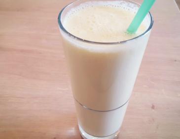 Ananas-Smoothie Ananas-Smoothie