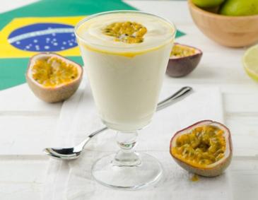 Mousse de Maracuja Mousse de Maracuja