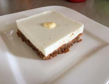 Nuss-Topfen-Kuchen Nuss-Topfen-Kuchen