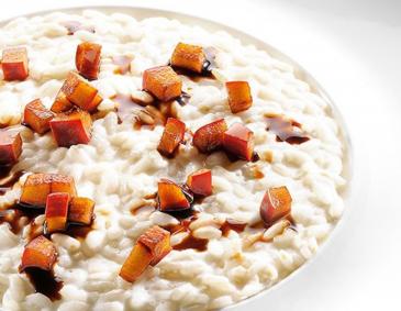 Risotto mit Äpfeln und Aceto balsamico Risotto mit Äpfeln und Aceto balsamico