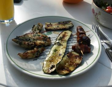 Gegrillte Hühnerfilets in Bärlauchmarinade Gegrillte Hühnerfilets in Bärlauchmarinade