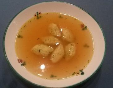 Griessnockerlsuppe Griessnockerlsuppe
