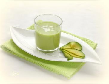 Geeiste Avocadocremesuppe Geeiste Avocadocremesuppe