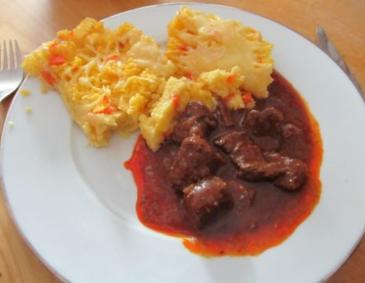 Gulasch vom Kalb Gulasch vom Kalb