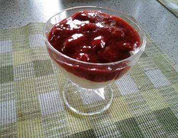 Erdbeer-Vanilledessert Erdbeer-Vanilledessert