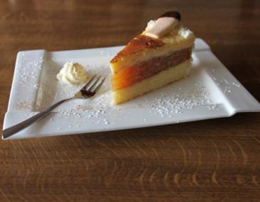 Apfel-Pudding-Torte Apfel-Pudding-Torte