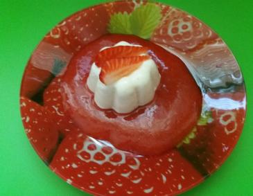 Joghurtpudding mit Erdbeeren Joghurtpudding mit Erdbeeren