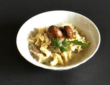 Nudeln mit Champignon-Schlagobers Nudeln mit Champignon-Schlagobers