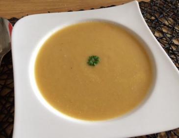 Karfiolsuppe mit Kokosmilch Karfiolsuppe mit Kokosmilch