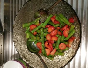Erdbeer-Spargelsalat Erdbeer-Spargelsalat