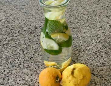 Zitronenlimonade Zitronenlimonade