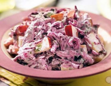 Rotkrautsalat mit Apfel Rotkrautsalat mit Apfel
