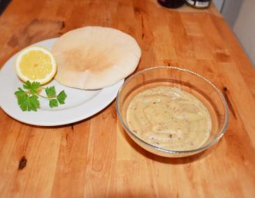 Skordalia (Kartoffel-Knoblauch-Paste) Skordalia (Kartoffel-Knoblauch-Paste)