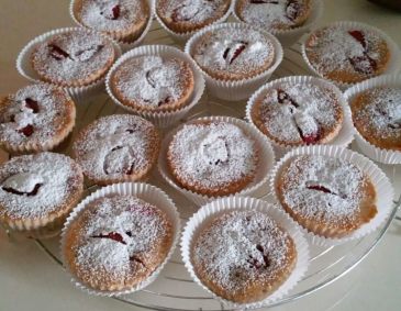 Rhabarber-Muffins Rhabarber-Muffins