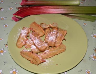 Vegane Rhabarberstangerl Vegane Rhabarberstangerl