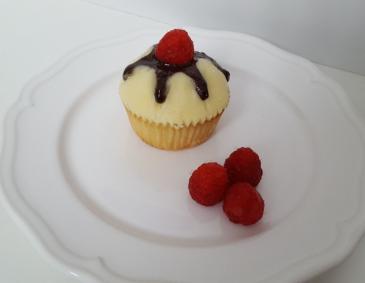 Cupcakes mit Himbeeren Cupcakes mit Himbeeren