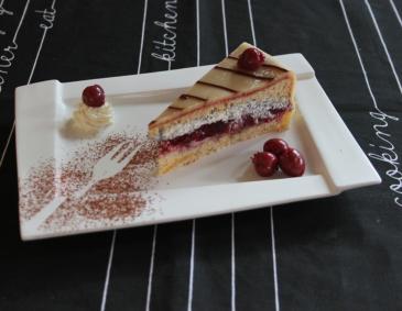 Kirsch-Mohn-Marzipan-Torte Kirsch-Mohn-Marzipan-Torte