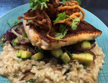 Avocadorisotto mit gebratenem Seeteufel Avocadorisotto mit gebratenem Seeteufel