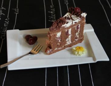 Wickeltorte Schwarzwälder Kirsch Wickeltorte Schwarzwälder Kirsch