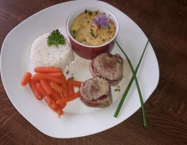 Lungenbraten mit Frischkäsefülle Lungenbraten mit Frischkäsefülle