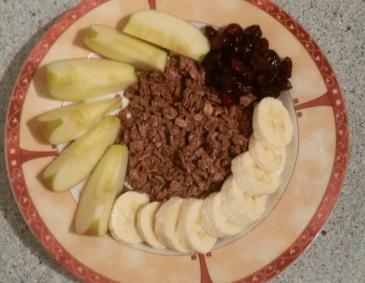 Müsli mit Joghurt und Obst Müsli mit Joghurt und Obst