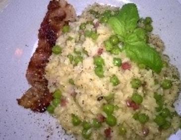 Risotto mit Erbsen und Speck Risotto mit Erbsen und Speck
