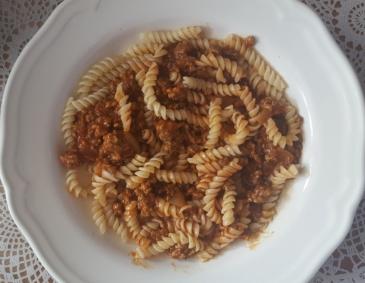 Pasta mit Bolognese Pasta mit Bolognese