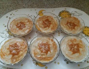 Marillen-Pfirsich-Pudding Marillen-Pfirsich-Pudding