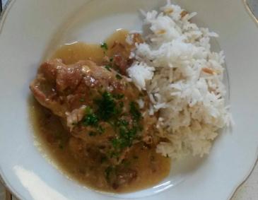 Gefülltes Kalbsschnitzel mit Basmati-Mandel-Reis Gefülltes Kalbsschnitzel mit Basmati-Mandel-Reis