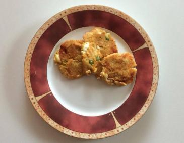 Couscous-Gemüse-Laibchen mit Schafskäse Couscous-Gemüse-Laibchen mit Schafskäse