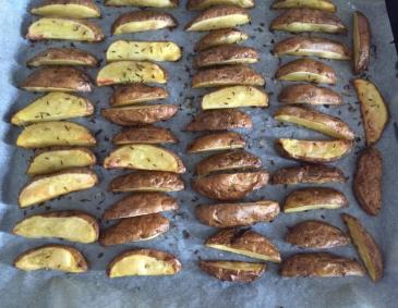 Wedges mit Kümmel und Thymian Wedges mit Kümmel und Thymian
