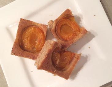 Vollkorn-Marillenkuchen Vollkorn-Marillenkuchen
