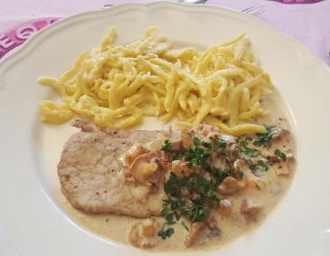 Wiener Kalbsschnitzel nach Eduard Sacher Wiener Kalbsschnitzel nach Eduard Sacher