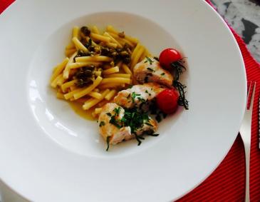 Hühnerbrust an leichter Kapernsauce Hühnerbrust an leichter Kapernsauce