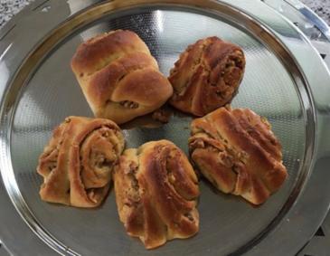 Franzbrötchen mit Rosinen Franzbrötchen mit Rosinen
