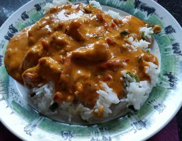 Rotes Curry aus Schweinefleisch und Bambussprossen Rotes Curry aus Schweinefleisch und Bambussprossen