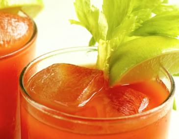 Beeftatar mit Radieschen und Bloody Mary Beeftatar mit Radieschen und Bloody Mary