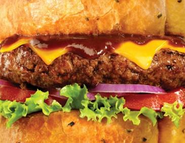 Classic Cheeseburger mit Potato Wedges Classic Cheeseburger mit Potato Wedges