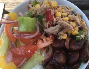 Gemischter Salat mit Thunfisch Gemischter Salat mit Thunfisch