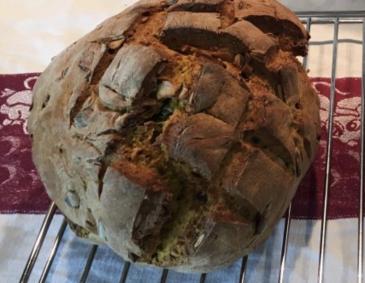 Currybrot mit asiatischer Tomatenpaste Currybrot mit asiatischer Tomatenpaste