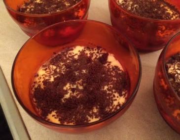 Pudding-Karamell-Schichtdessert Pudding-Karamell-Schichtdessert