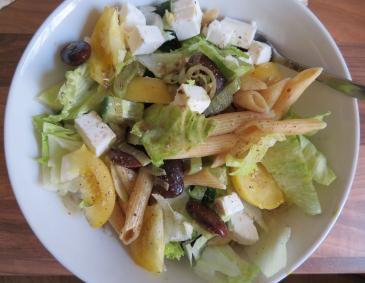Lauwarmer Nudelsalat Lauwarmer Nudelsalat