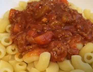 Bolognese Soße mit Karotten und Zucchini Bolognese Soße mit Karotten und Zucchini