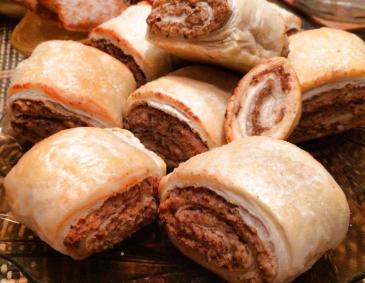 Schnelle Nussschnecken aus dem Blätterteig Schnelle Nussschnecken aus dem Blätterteig