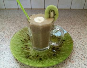 Kiwi-Smoothie Kiwi-Smoothie