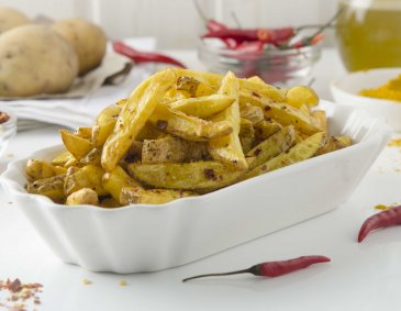 Dicke Pommes Frites - pikant aus der Heißluftfritteuse Dicke Pommes Frites - pikant aus der Heißluftfritteuse
