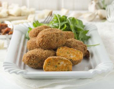 Mediterrane Chicken Nuggets aus der Heißluftfritteuse Mediterrane Chicken Nuggets aus der Heißluftfritteuse