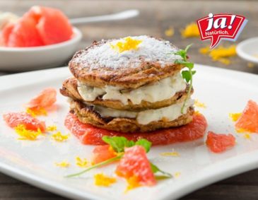 Roggen-Lebkuchen-Dalken mit Blutorangen und Vanillecreme Roggen-Lebkuchen-Dalken mit Blutorangen und Vanillecreme