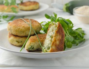 Leichte Erdäpfel-Zucchini-Laibchen aus der Heißluftfritteuse